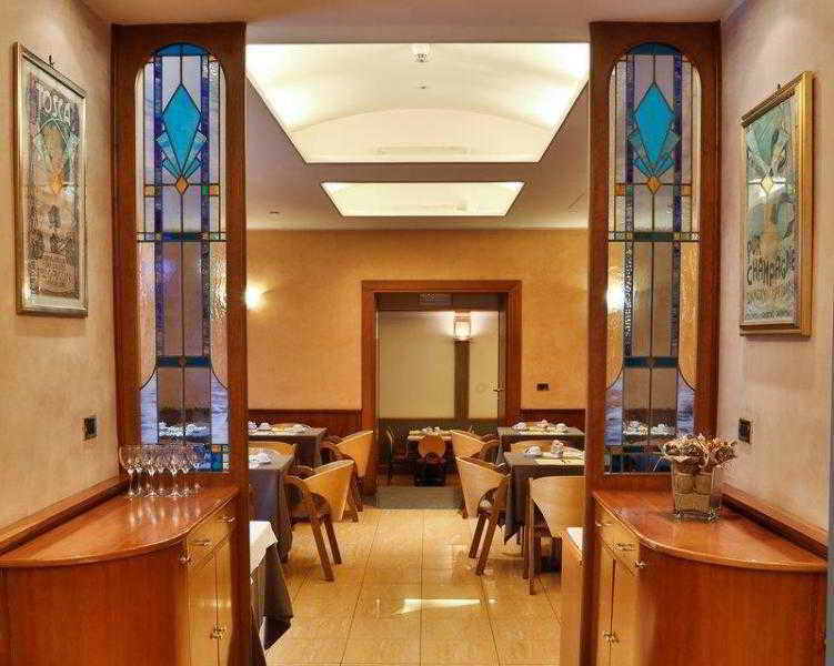Hotel Mondial