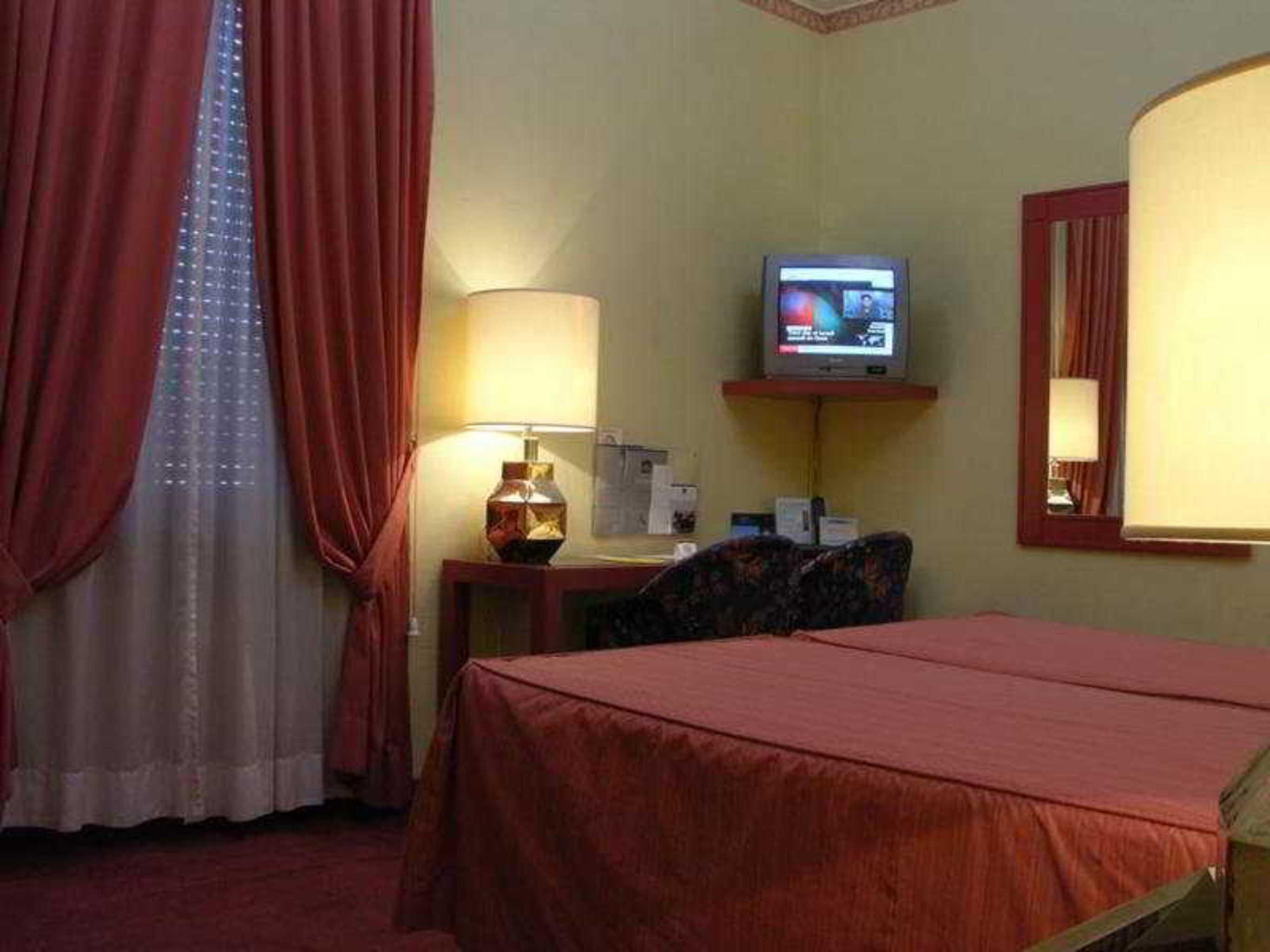 Mondial Hotel