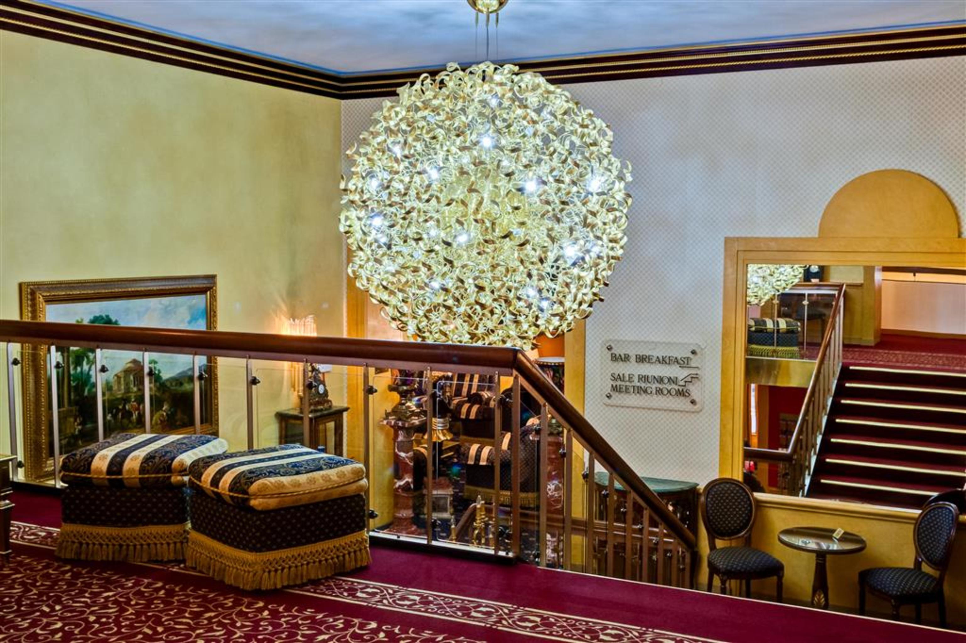 Mondial Hotel