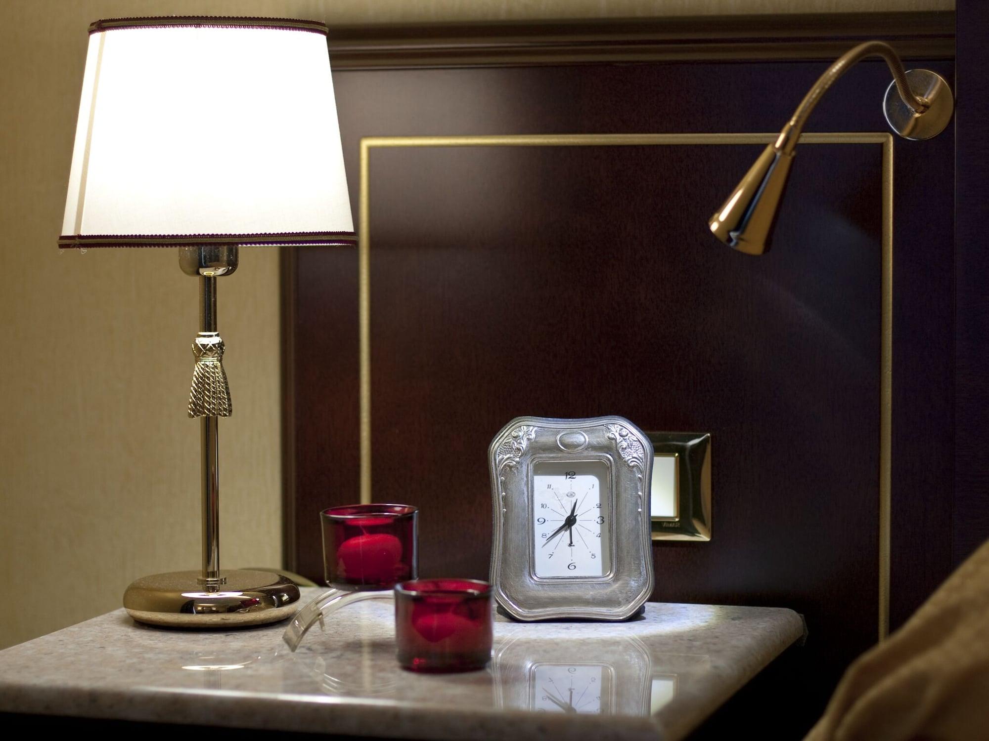 Mondial Hotel
